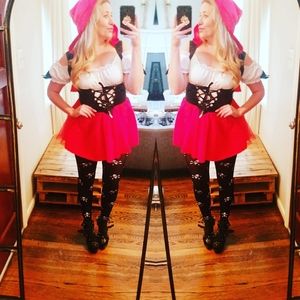 Meet your Posher, Christina